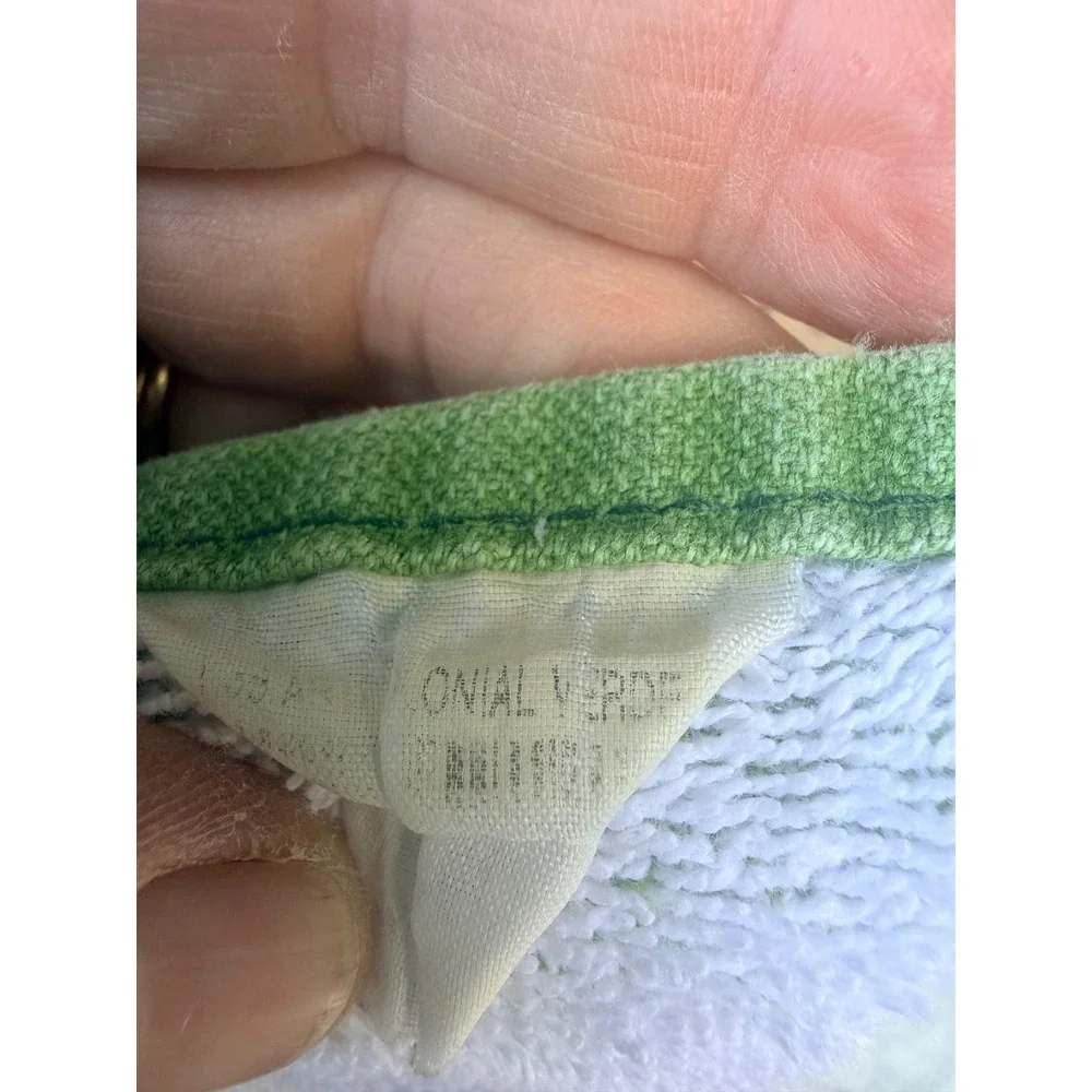Hilasal hand towel